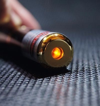 イエローレーザーポインター サムネイル