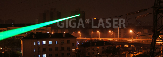 グリーンレーザーポインターX330GD