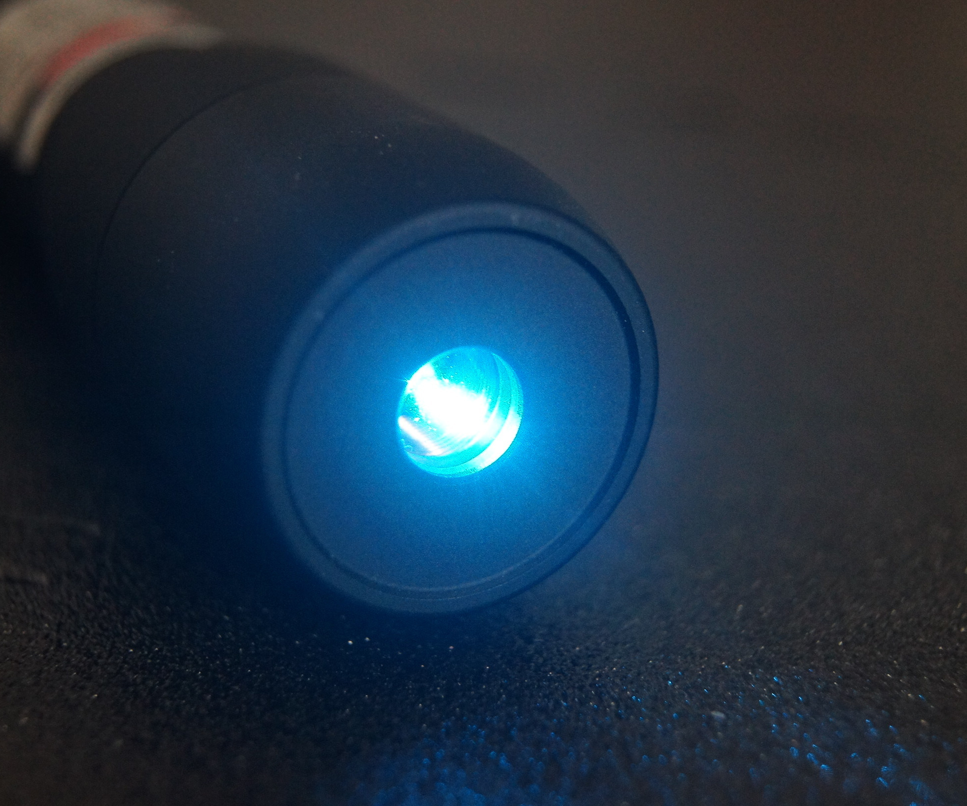 CSP520ラインレーザーポインター　照射